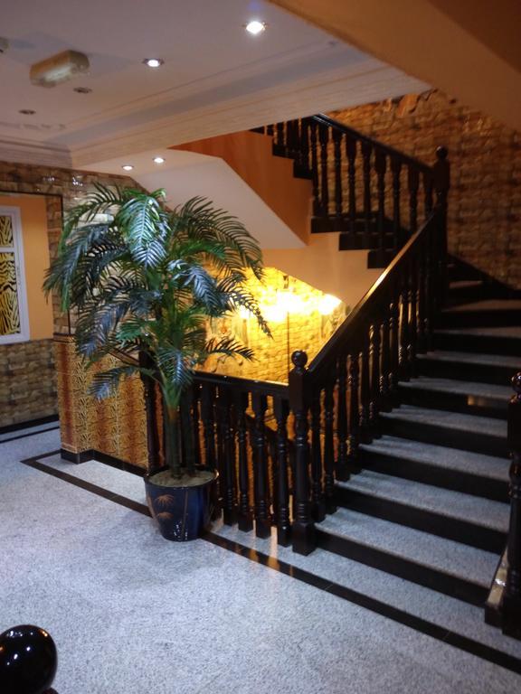 Tiger Home Hotel Apartments マスカット エクステリア 写真