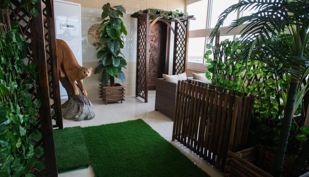 Tiger Home Hotel Apartments マスカット エクステリア 写真